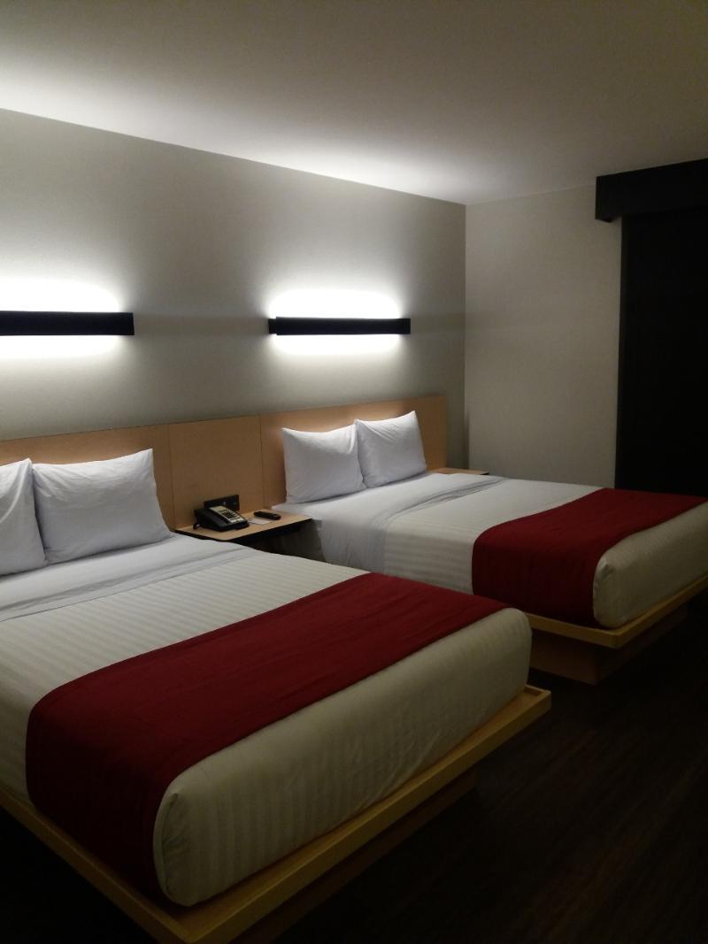 City Express By Marriott Mérida Buitenkant foto